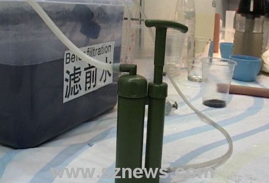 凈易單兵便攜式凈水器可將河水凈化為直接飲用水